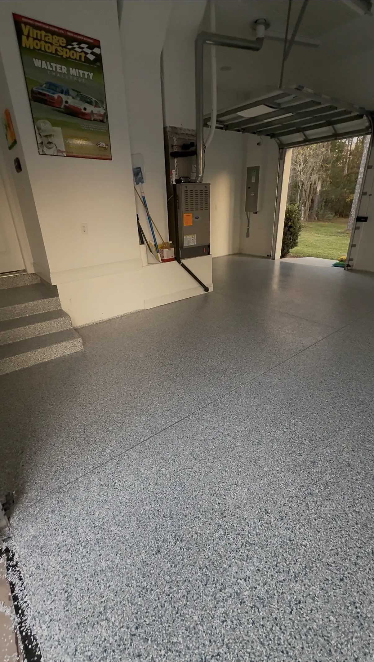 Flake epoxy garage floor 2